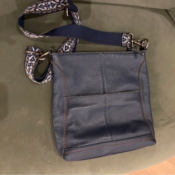 The Sak Lucia Navy Blue Leather Crossbody Bag - Picture 2 of 5
